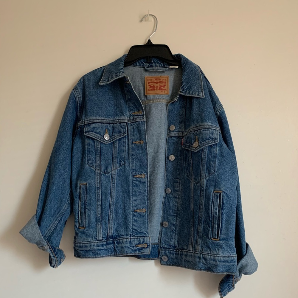Levis ex boyfriend trucker denim jacket